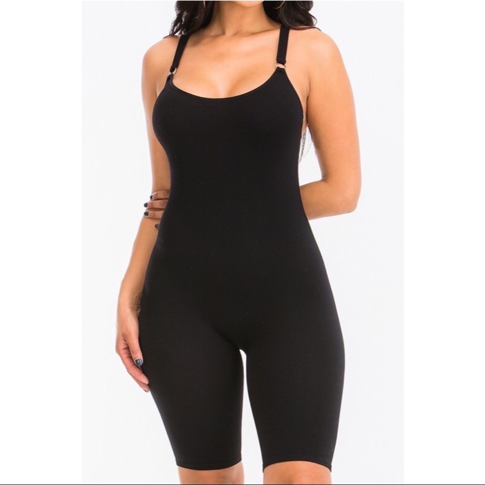 VICTORIA BLACK RIBBED SHORTS ROMPER